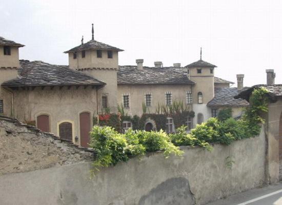 Le Vieux Noyer - Appartamenti Al Verde Villaggio Di Rumiod Saint-Pierre Exterior photo
